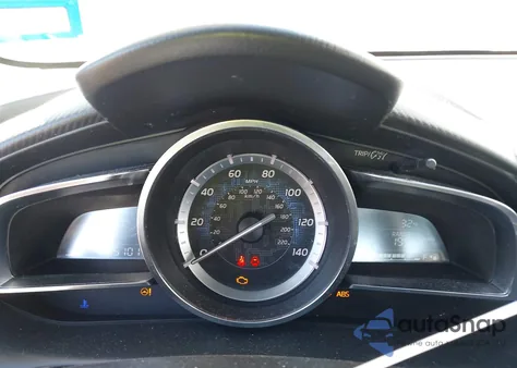 2016 Scion Ia z USA, uszkodzony, nr VIN 3MYDLBZV0GY113077